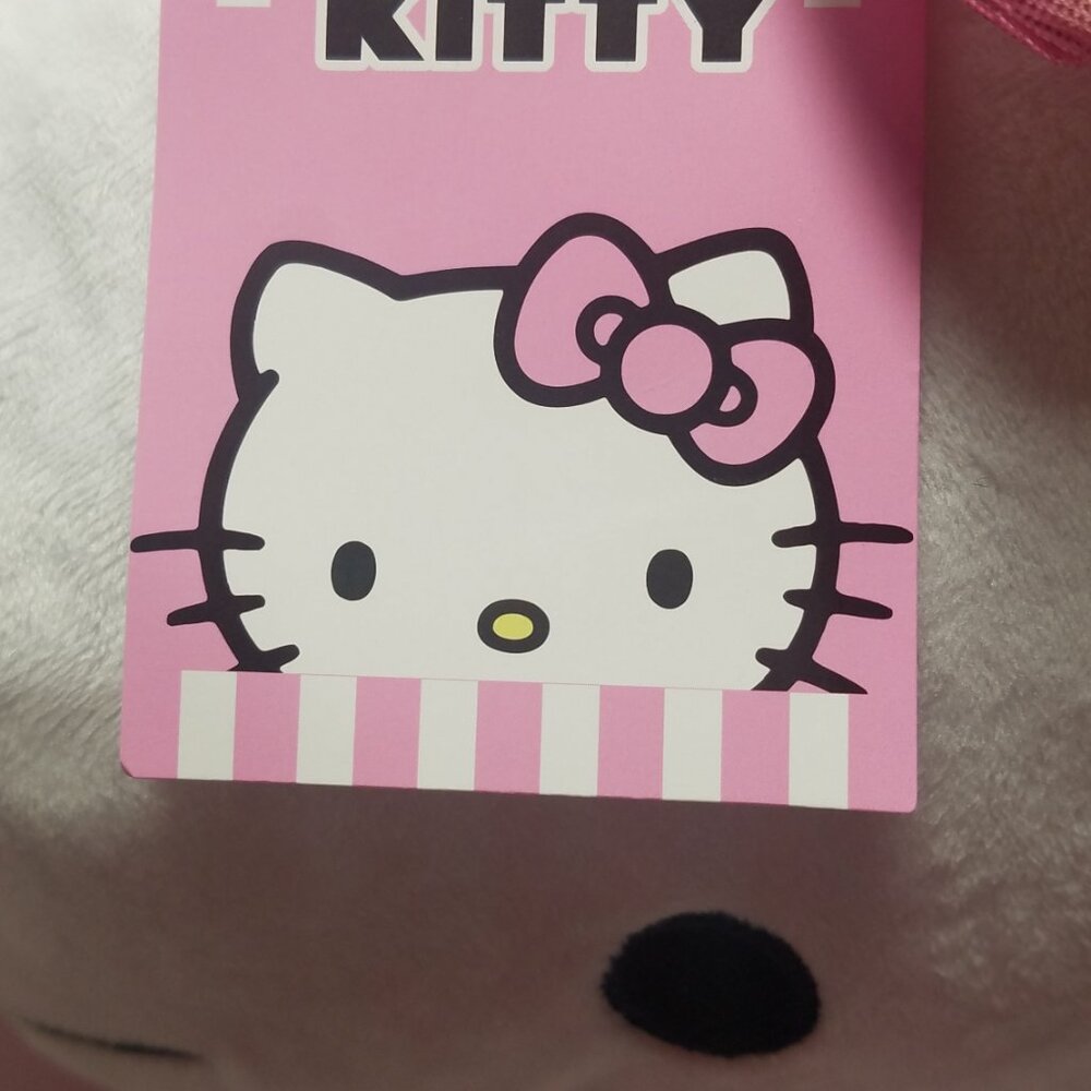 Hello Kitty Plush Backpack - Picture 9 of 10